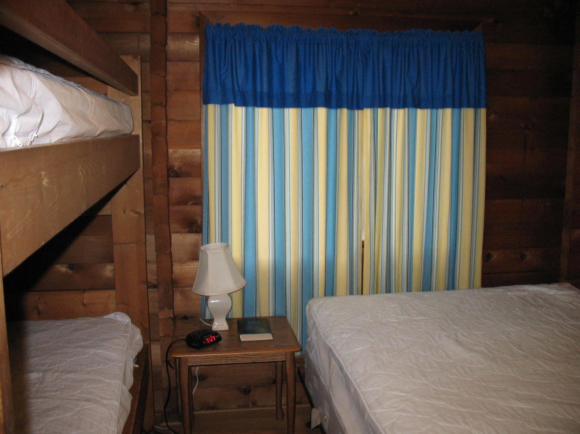 Forest Lake Rv & Camping Resort Advance Kültér fotó